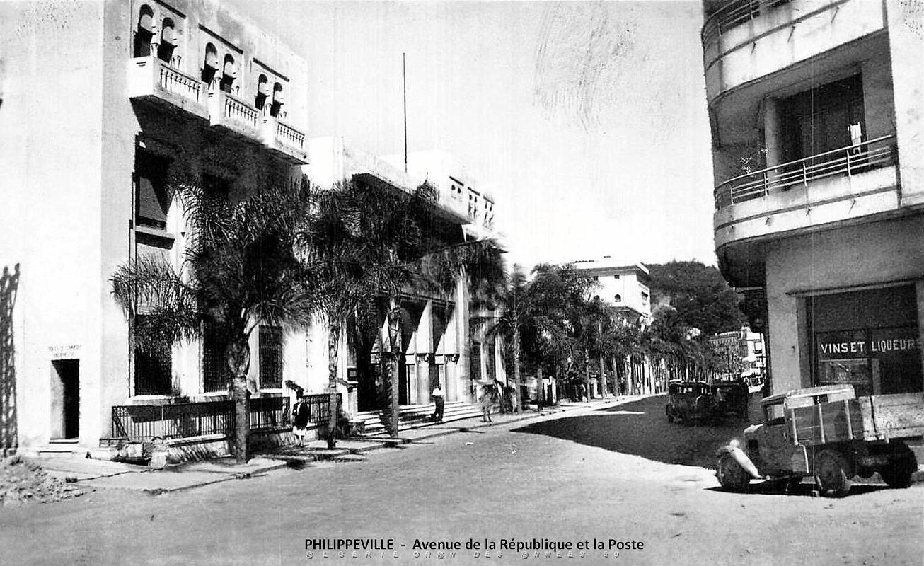 Philippeville - Avenue de la Republique et la Poste.jpg